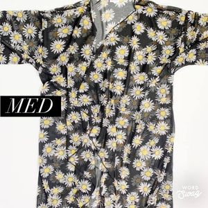 Lue la Rue Shirley with tags